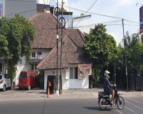 Peregangan ringan di rumah